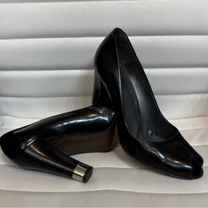 Stuart Weitzman Patent Leather Peep Toe Block Heel 4” EW95505 Black Women’s 9M